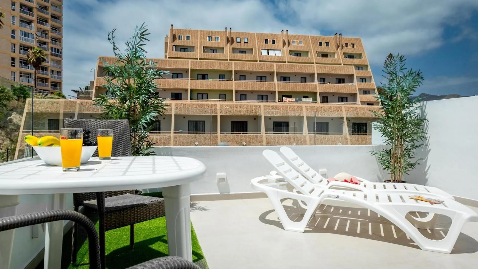 2 Charming Apartment In Las Americas Плая-де-лас-Америкас